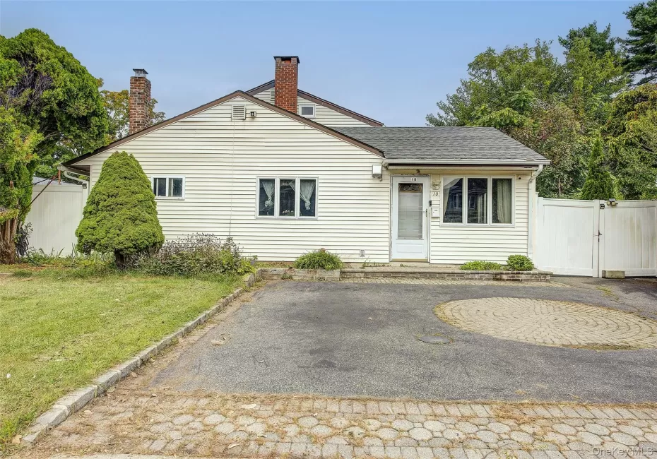 10 Belmont Circle, Oyster Bay, NY, 6 Bedrooms Bedrooms, 12 Rooms Rooms,3 BathroomsBathrooms,Residential,For Rent,Belmont,0,1056122 10 Belmont Circle, Oyster Bay, NY, 6 Bedrooms Bedrooms, 12 Rooms Rooms,3 BathroomsBathrooms,Residential,For Rent,Belmont,0,1056122