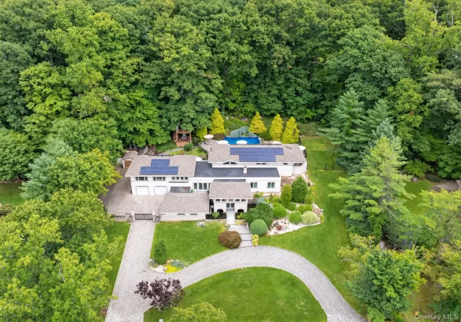 46 Sprain Valley Road, Greenburgh, NY, 6 Bedrooms Bedrooms, 10 Rooms Rooms,3 BathroomsBathrooms,Residential,For Rent,Sprain Valley,0,1057736 46 Sprain Valley Road, Greenburgh, NY, 6 Bedrooms Bedrooms, 10 Rooms Rooms,3 BathroomsBathrooms,Residential,For Rent,Sprain Valley,0,1057736
