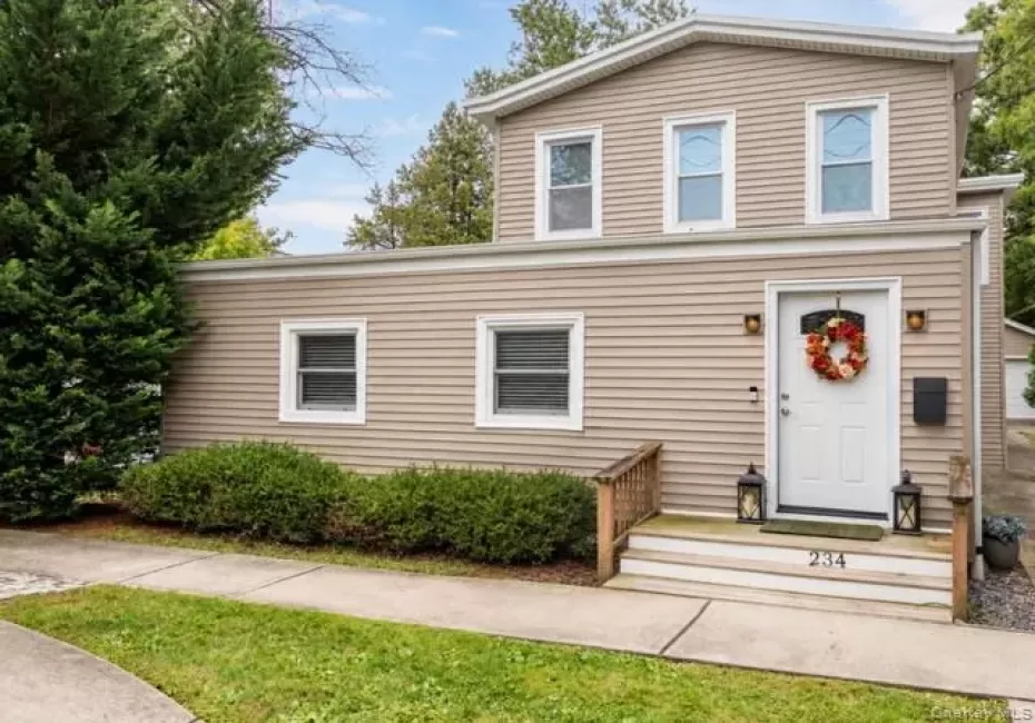 234 Foxhurst Road, Hempstead, NY, 5 Bedrooms Bedrooms, 9 Rooms Rooms,3 BathroomsBathrooms,Residential,For Rent,Foxhurst,0,1057709 234 Foxhurst Road, Hempstead, NY, 5 Bedrooms Bedrooms, 9 Rooms Rooms,3 BathroomsBathrooms,Residential,For Rent,Foxhurst,0,1057709
