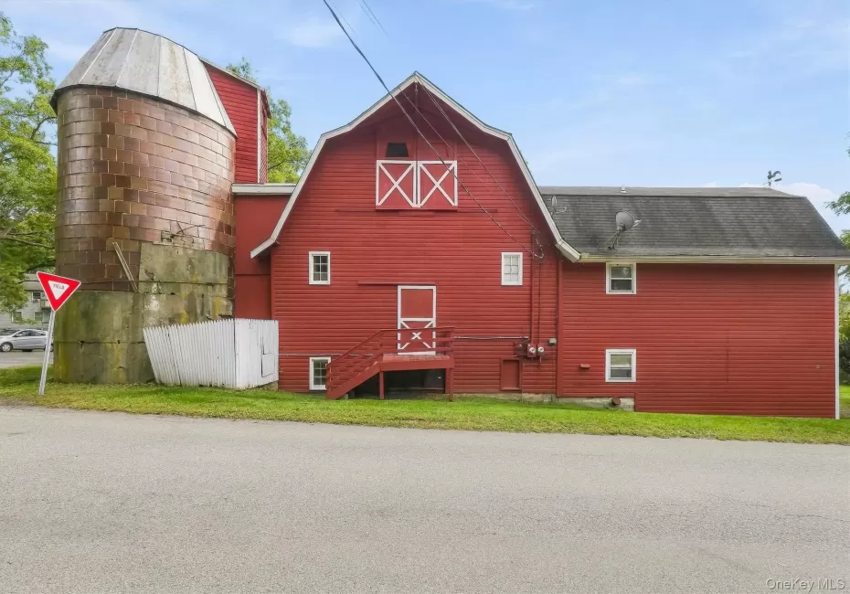 52 Church Street, Beekman, NY, 2 Bedrooms Bedrooms, 4 Rooms Rooms,2 BathroomsBathrooms,Residential,For Rent,Church,0,1053445 52 Church Street, Beekman, NY, 2 Bedrooms Bedrooms, 4 Rooms Rooms,2 BathroomsBathrooms,Residential,For Rent,Church,0,1053445
