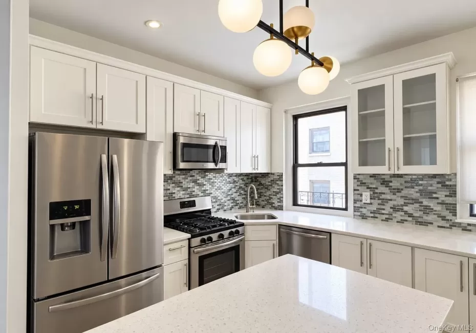 21-68 35 Street, New York, NY, 2 Bedrooms Bedrooms, 4 Rooms Rooms,1 BathroomBathrooms,Residential,For Rent,35,0,1057209 21-68 35 Street, New York, NY, 2 Bedrooms Bedrooms, 4 Rooms Rooms,1 BathroomBathrooms,Residential,For Rent,35,0,1057209