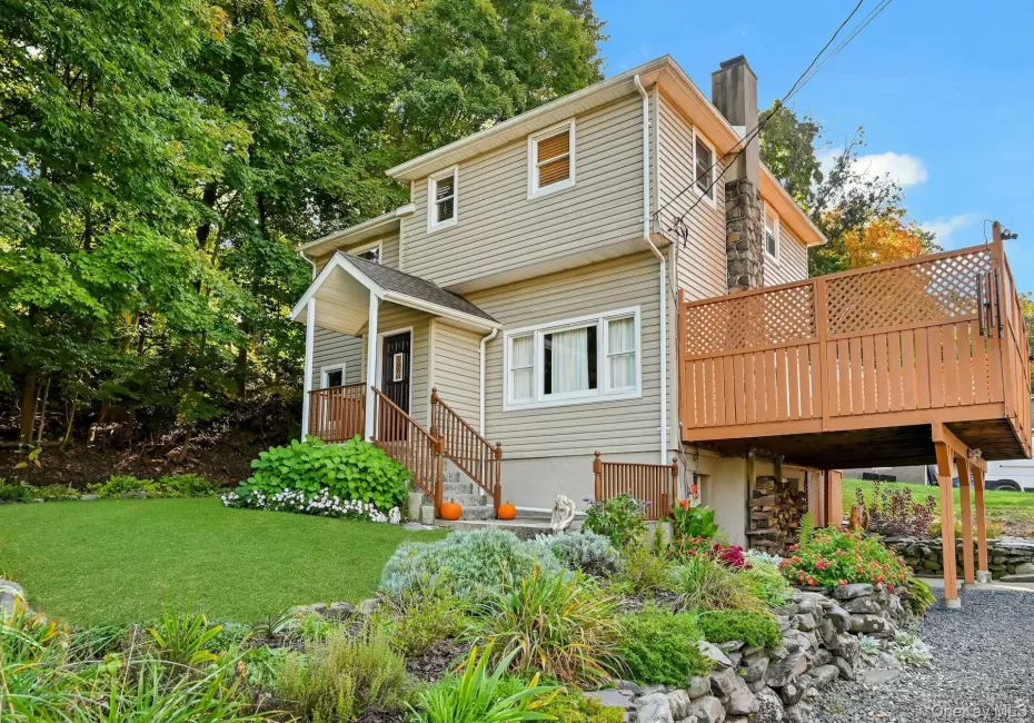 1111 State Route 17A, Warwick (town), NY, 4 Bedrooms Bedrooms, 6 Rooms Rooms,2 BathroomsBathrooms,Residential,For Rent,State Route 17A,0,1053006 1111 State Route 17A, Warwick (town), NY, 4 Bedrooms Bedrooms, 6 Rooms Rooms,2 BathroomsBathrooms,Residential,For Rent,State Route 17A,0,1053006