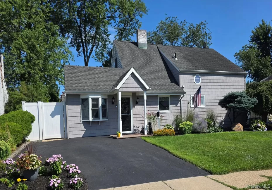 140 Springtime Lane, Hempstead, NY, 4 Bedrooms Bedrooms, 8 Rooms Rooms,2 BathroomsBathrooms,Residential,For Rent,Springtime,0,1058030 140 Springtime Lane, Hempstead, NY, 4 Bedrooms Bedrooms, 8 Rooms Rooms,2 BathroomsBathrooms,Residential,For Rent,Springtime,0,1058030