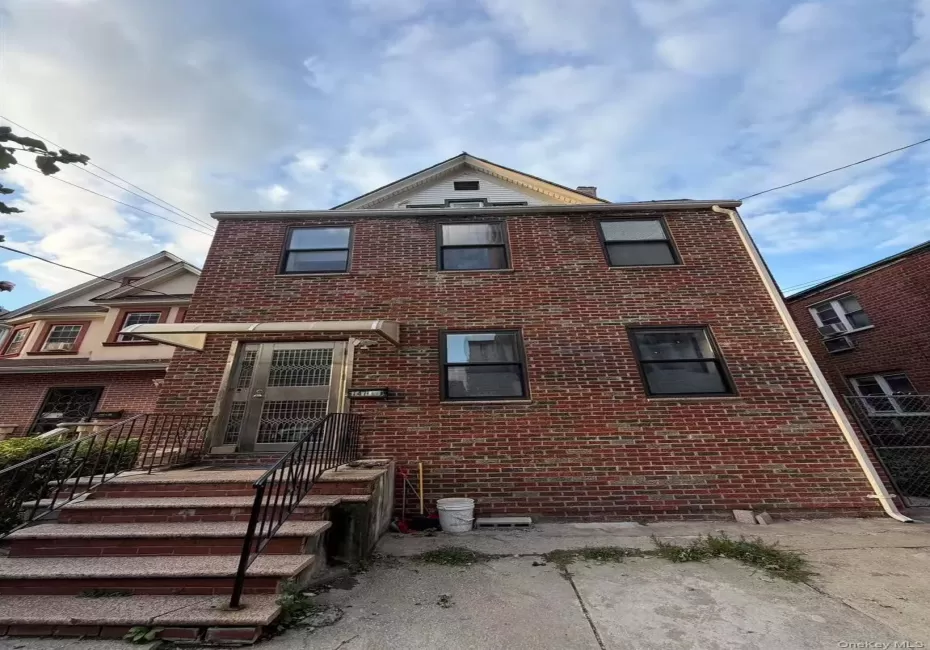 14711 35th Avenue, New York, NY, 2 Bedrooms Bedrooms, 4 Rooms Rooms,1 BathroomBathrooms,Residential Lease,For Rent,35th,0,1058335 14711 35th Avenue, New York, NY, 2 Bedrooms Bedrooms, 4 Rooms Rooms,1 BathroomBathrooms,Residential Lease,For Rent,35th,0,1058335