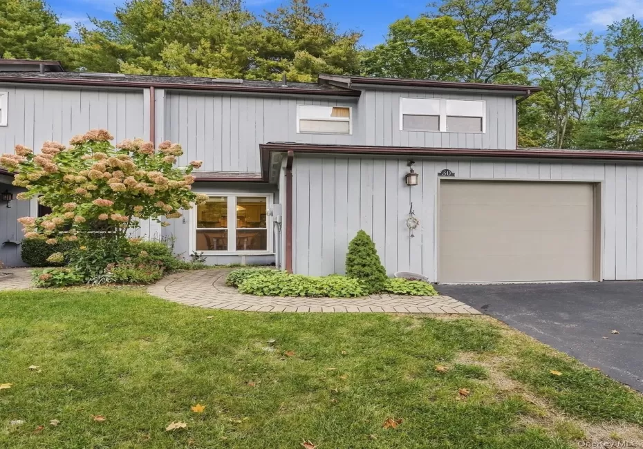 30 Knoll, Rhinebeck, NY, 2 Bedrooms Bedrooms, 5 Rooms Rooms,2 BathroomsBathrooms,Residential,For Rent,Knoll,0,1058102 30 Knoll, Rhinebeck, NY, 2 Bedrooms Bedrooms, 5 Rooms Rooms,2 BathroomsBathrooms,Residential,For Rent,Knoll,0,1058102