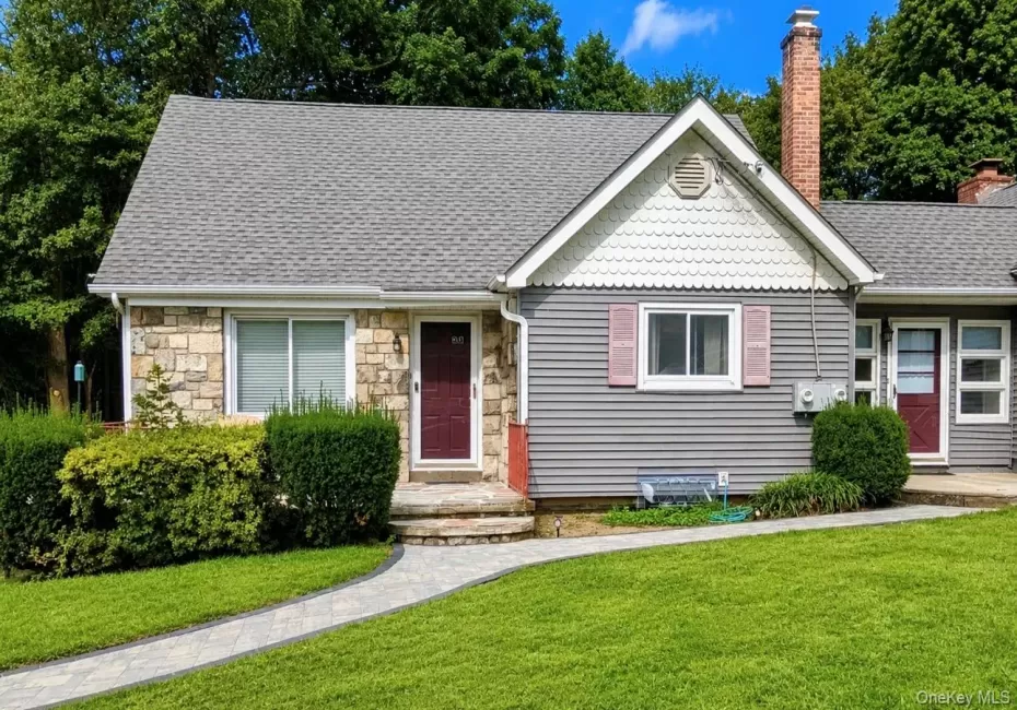 30 Lakeview Terrace, Carmel, NY, 1 Bedroom Bedrooms, 4 Rooms Rooms,1 BathroomBathrooms,Residential Lease,For Rent,Lakeview,0,1034390 30 Lakeview Terrace, Carmel, NY, 1 Bedroom Bedrooms, 4 Rooms Rooms,1 BathroomBathrooms,Residential Lease,For Rent,Lakeview,0,1034390