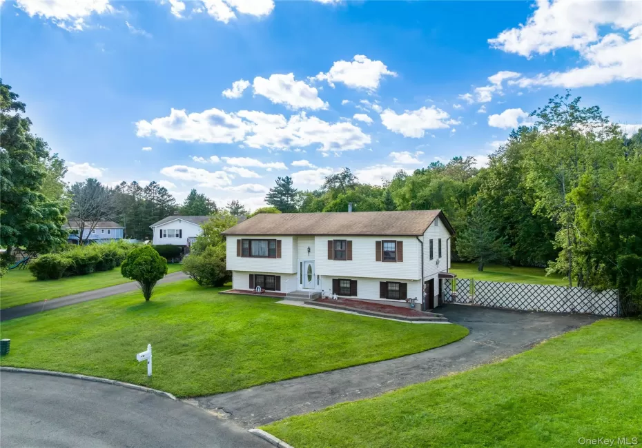 7 Roxbury Court, Ramapo, NY, 4 Bedrooms Bedrooms, 9 Rooms Rooms,3 BathroomsBathrooms,Residential,For Rent,Roxbury,0,1054002 7 Roxbury Court, Ramapo, NY, 4 Bedrooms Bedrooms, 9 Rooms Rooms,3 BathroomsBathrooms,Residential,For Rent,Roxbury,0,1054002