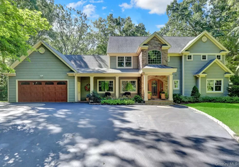 53 Bell Circle, Brookhaven, NY, 5 Bedrooms Bedrooms, 10 Rooms Rooms,3 BathroomsBathrooms,Residential,For Rent,Bell,0,1055738 53 Bell Circle, Brookhaven, NY, 5 Bedrooms Bedrooms, 10 Rooms Rooms,3 BathroomsBathrooms,Residential,For Rent,Bell,0,1055738