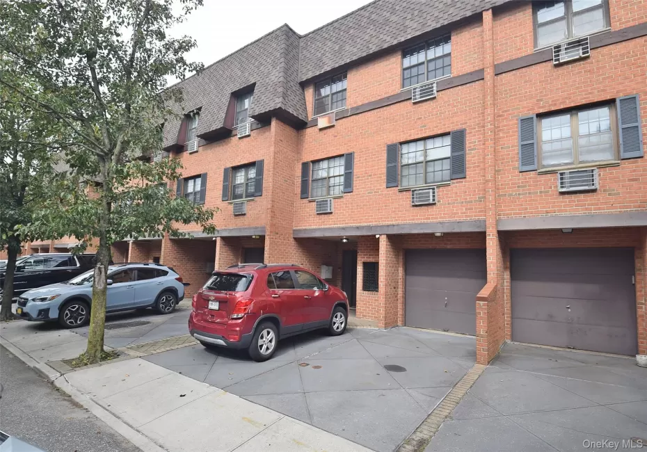 220-47 67 Ave, New York, NY, 3 Bedrooms Bedrooms, 6 Rooms Rooms,2 BathroomsBathrooms,Residential Lease,For Rent,67 Ave,0,1058285 220-47 67 Ave, New York, NY, 3 Bedrooms Bedrooms, 6 Rooms Rooms,2 BathroomsBathrooms,Residential Lease,For Rent,67 Ave,0,1058285