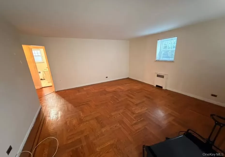 1843 Yates Avenue, New York, NY, 1 Bedroom Bedrooms, 3 Rooms Rooms,1 BathroomBathrooms,Residential Lease,For Rent,Yates Avenue,0,1058407 1843 Yates Avenue, New York, NY, 1 Bedroom Bedrooms, 3 Rooms Rooms,1 BathroomBathrooms,Residential Lease,For Rent,Yates Avenue,0,1058407