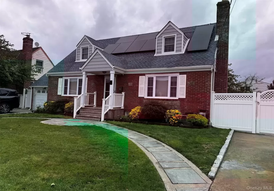 28 Bank Street, Hempstead, NY, 4 Bedrooms Bedrooms, 6 Rooms Rooms,2 BathroomsBathrooms,Residential Lease,For Rent,Bank,0,1055740 28 Bank Street, Hempstead, NY, 4 Bedrooms Bedrooms, 6 Rooms Rooms,2 BathroomsBathrooms,Residential Lease,For Rent,Bank,0,1055740
