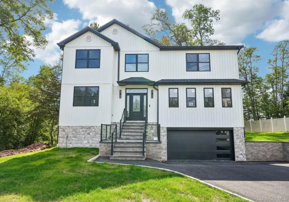 71 Gilchrest Road, Clarkstown, NY, 5 Bedrooms Bedrooms, 10 Rooms Rooms,4 BathroomsBathrooms,Residential,For Rent,Gilchrest,0,1058422 71 Gilchrest Road, Clarkstown, NY, 5 Bedrooms Bedrooms, 10 Rooms Rooms,4 BathroomsBathrooms,Residential,For Rent,Gilchrest,0,1058422