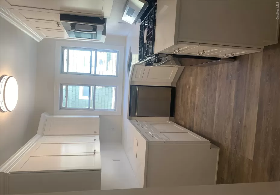 1 Park Avenue, Babylon, NY, 2 Bedrooms Bedrooms, 4 Rooms Rooms,1 BathroomBathrooms,Residential Lease,For Rent,Park,0,1058645 1 Park Avenue, Babylon, NY, 2 Bedrooms Bedrooms, 4 Rooms Rooms,1 BathroomBathrooms,Residential Lease,For Rent,Park,0,1058645