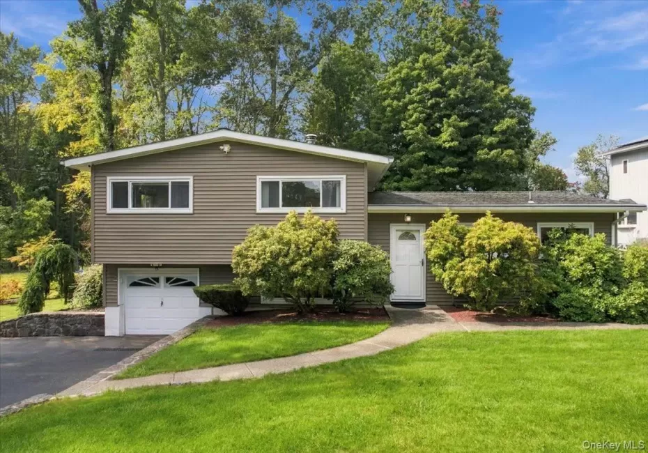 25 Fawn Ridge Drive, Cortlandt, NY, 3 Bedrooms Bedrooms, 7 Rooms Rooms,1 BathroomBathrooms,Residential,For Rent,Fawn Ridge,0,1056580 25 Fawn Ridge Drive, Cortlandt, NY, 3 Bedrooms Bedrooms, 7 Rooms Rooms,1 BathroomBathrooms,Residential,For Rent,Fawn Ridge,0,1056580