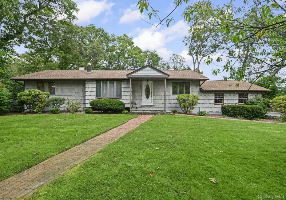 3 Alamo Drive, Brookhaven, NY, 3 Bedrooms Bedrooms, 6 Rooms Rooms,1 BathroomBathrooms,Residential,For Rent,Alamo,0,1058567 3 Alamo Drive, Brookhaven, NY, 3 Bedrooms Bedrooms, 6 Rooms Rooms,1 BathroomBathrooms,Residential,For Rent,Alamo,0,1058567