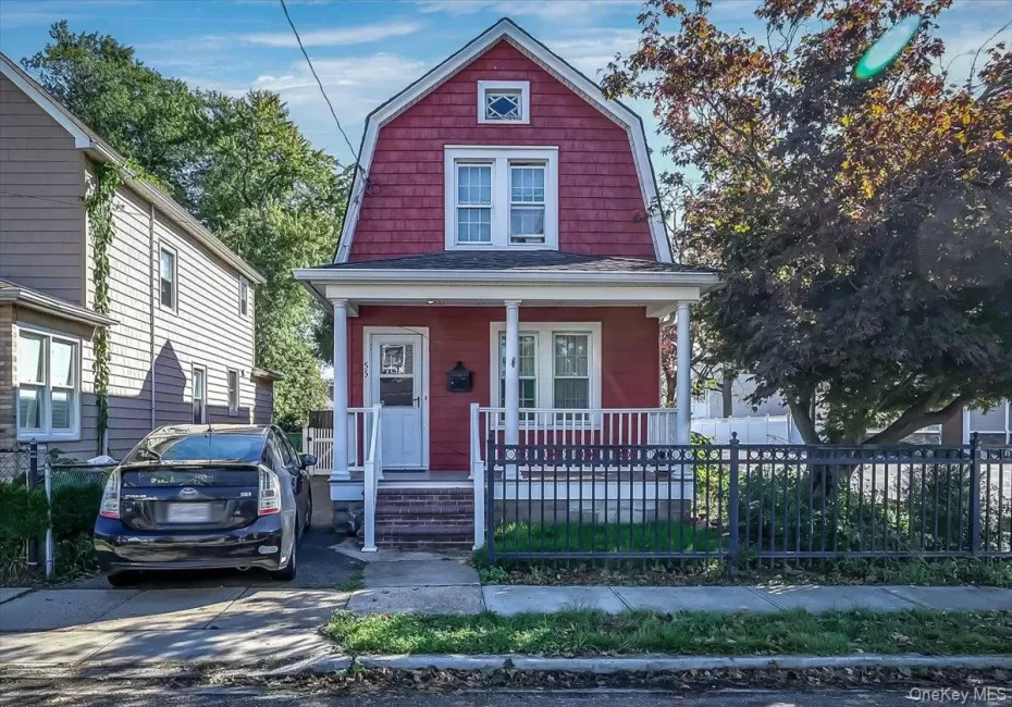 55 Columbia Street, Oyster Bay, NY, 3 Bedrooms Bedrooms, 6 Rooms Rooms,1 BathroomBathrooms,Residential,For Rent,Columbia,0,1058400 55 Columbia Street, Oyster Bay, NY, 3 Bedrooms Bedrooms, 6 Rooms Rooms,1 BathroomBathrooms,Residential,For Rent,Columbia,0,1058400