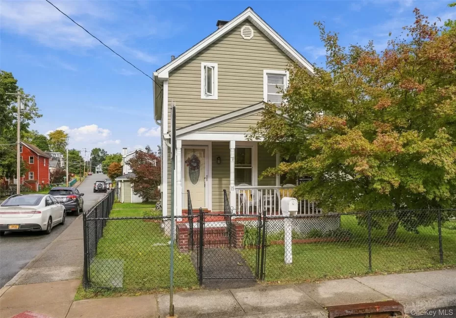 Lovely home on corner lot. Lovely home on corner lot.