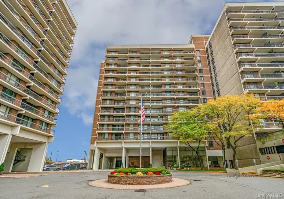 152-18 Union Turnpike, New York, NY, 3 Rooms Rooms,1 BathroomBathrooms,Residential,For Rent,Union,0,1058688 152-18 Union Turnpike, New York, NY, 3 Rooms Rooms,1 BathroomBathrooms,Residential,For Rent,Union,0,1058688