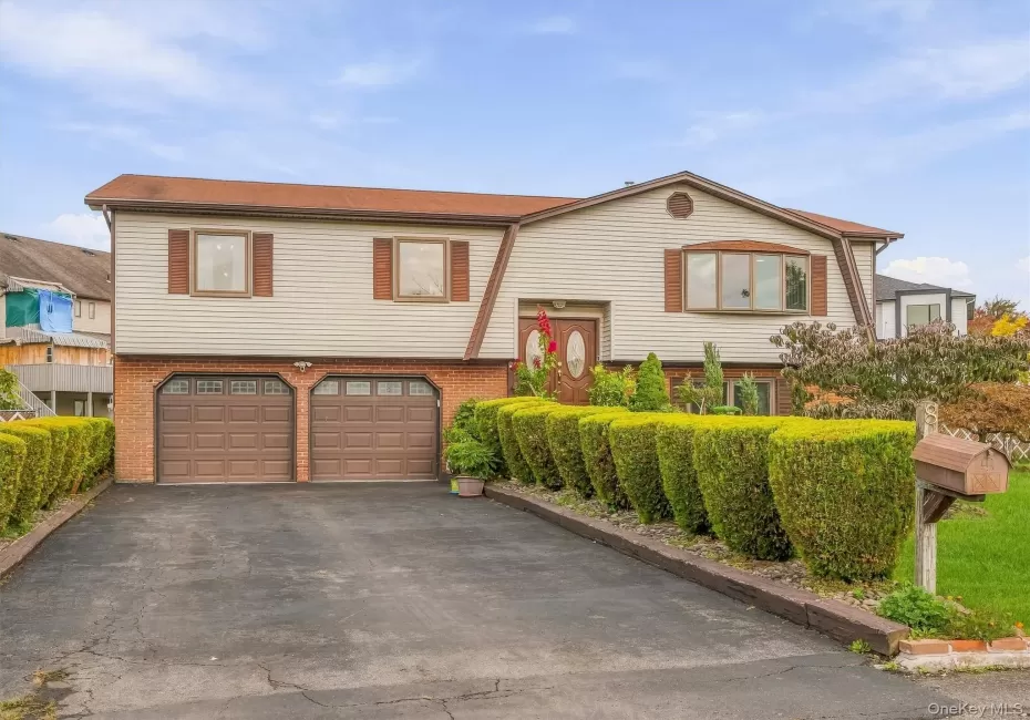 8 Carl Court, Ramapo, NY, 4 Bedrooms Bedrooms, 8 Rooms Rooms,2 BathroomsBathrooms,Residential,For Rent,Carl,0,1056946 8 Carl Court, Ramapo, NY, 4 Bedrooms Bedrooms, 8 Rooms Rooms,2 BathroomsBathrooms,Residential,For Rent,Carl,0,1056946