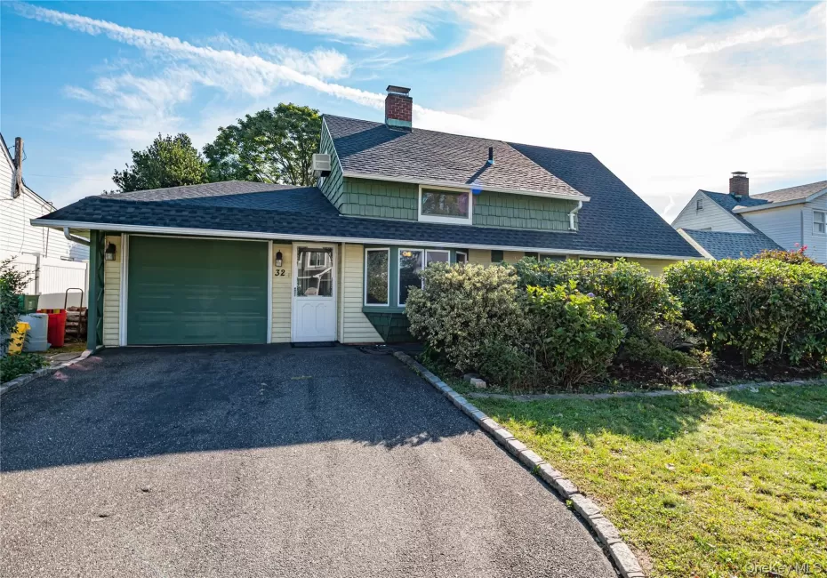 32 Swing Lane, Hempstead, NY, 5 Bedrooms Bedrooms, 9 Rooms Rooms,1 BathroomBathrooms,Residential,For Rent,Swing,0,1058672 32 Swing Lane, Hempstead, NY, 5 Bedrooms Bedrooms, 9 Rooms Rooms,1 BathroomBathrooms,Residential,For Rent,Swing,0,1058672