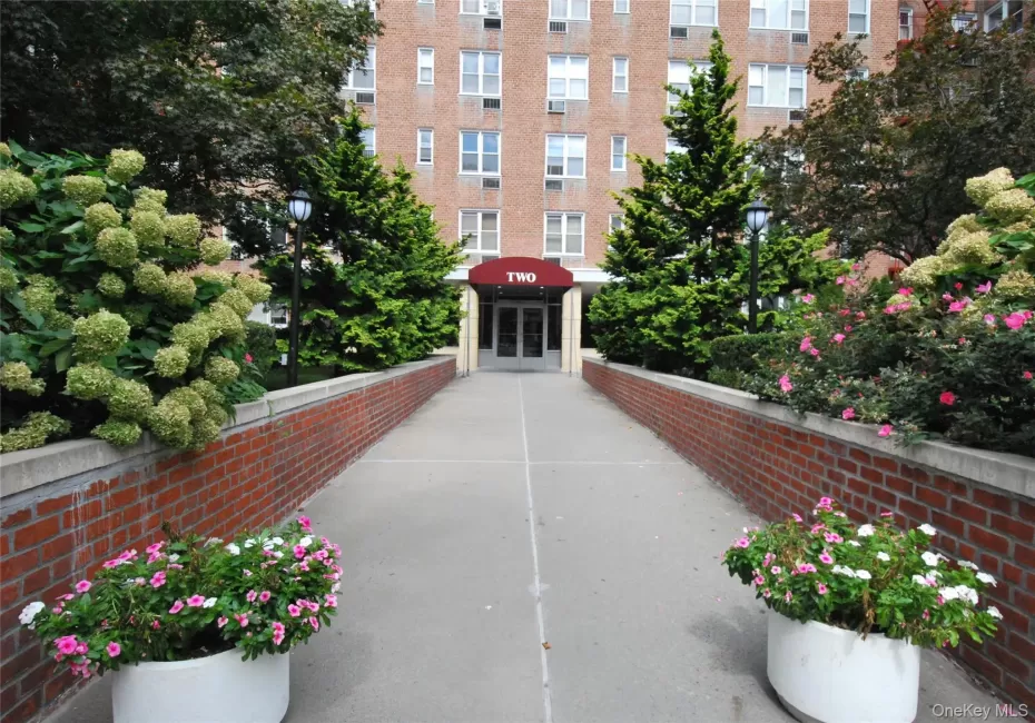 2 Sadore Lane, Yonkers, NY, 2 Bedrooms Bedrooms, 5 Rooms Rooms,1 BathroomBathrooms,Residential,For Rent,Sadore,0,1033148 2 Sadore Lane, Yonkers, NY, 2 Bedrooms Bedrooms, 5 Rooms Rooms,1 BathroomBathrooms,Residential,For Rent,Sadore,0,1033148