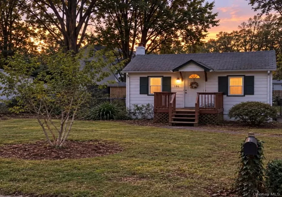 186 Mc Kinley Drive, Brookhaven, NY, 1 Bedroom Bedrooms, 4 Rooms Rooms,1 BathroomBathrooms,Residential,For Rent,Mc Kinley,0,1059007 186 Mc Kinley Drive, Brookhaven, NY, 1 Bedroom Bedrooms, 4 Rooms Rooms,1 BathroomBathrooms,Residential,For Rent,Mc Kinley,0,1059007