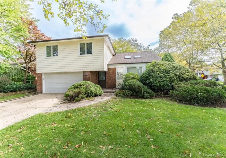 1066 Cedarhurst Street, Hempstead, NY, 4 Bedrooms Bedrooms, 8 Rooms Rooms,2 BathroomsBathrooms,Residential,For Rent,Cedarhurst,0,1058947 1066 Cedarhurst Street, Hempstead, NY, 4 Bedrooms Bedrooms, 8 Rooms Rooms,2 BathroomsBathrooms,Residential,For Rent,Cedarhurst,0,1058947