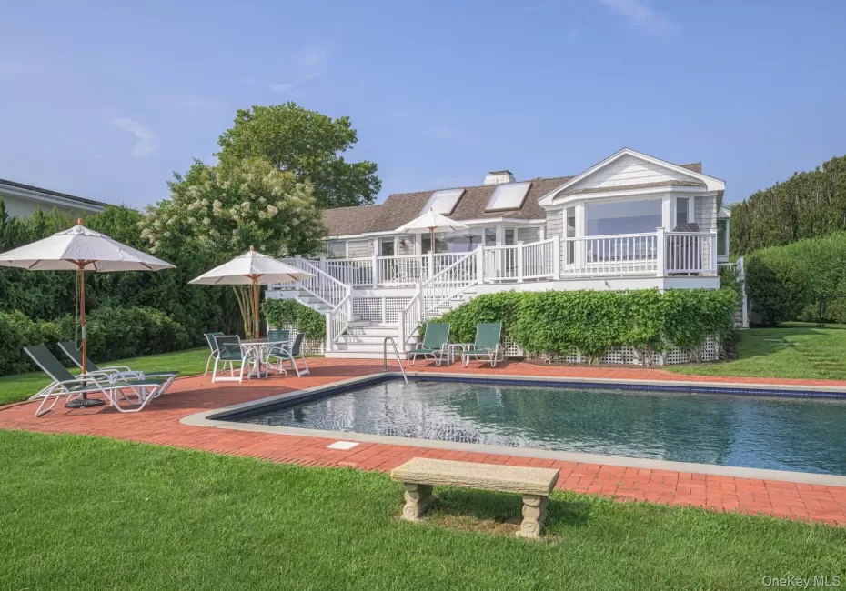 29 Coxs Curve Road, Southampton, NY, 4 Bedrooms Bedrooms, 7 Rooms Rooms,3 BathroomsBathrooms,Residential Lease,For Rent,Coxs Curve,0,1059199 29 Coxs Curve Road, Southampton, NY, 4 Bedrooms Bedrooms, 7 Rooms Rooms,3 BathroomsBathrooms,Residential Lease,For Rent,Coxs Curve,0,1059199