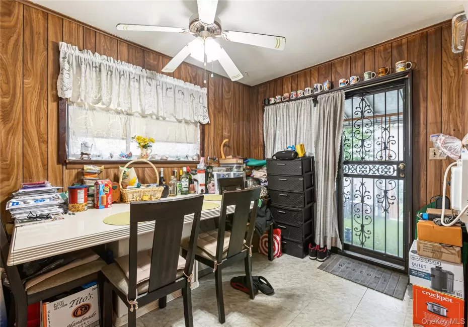 24904 148th Road, New York, NY, 3 Bedrooms Bedrooms, 10 Rooms Rooms,2 BathroomsBathrooms,Residential,For Rent,148th,0,1059385 24904 148th Road, New York, NY, 3 Bedrooms Bedrooms, 10 Rooms Rooms,2 BathroomsBathrooms,Residential,For Rent,148th,0,1059385