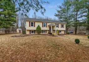 4 Thistle Lane, Mount Hope, NY, 4 Bedrooms Bedrooms, 11 Rooms Rooms,2 BathroomsBathrooms,Residential,For Rent,Thistle,0,832175 4 Thistle Lane, Mount Hope, NY, 4 Bedrooms Bedrooms, 11 Rooms Rooms,2 BathroomsBathrooms,Residential,For Rent,Thistle,0,832175