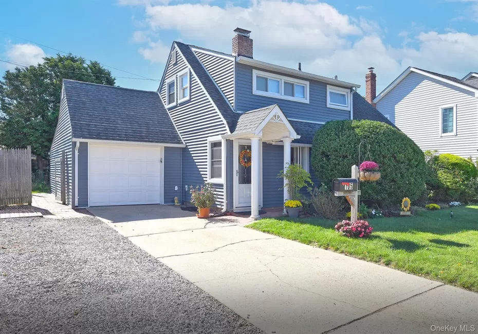 105 Bucket Lane, Hempstead, NY, 6 Bedrooms Bedrooms, 11 Rooms Rooms,2 BathroomsBathrooms,Residential,For Rent,Bucket,0,1055849 105 Bucket Lane, Hempstead, NY, 6 Bedrooms Bedrooms, 11 Rooms Rooms,2 BathroomsBathrooms,Residential,For Rent,Bucket,0,1055849