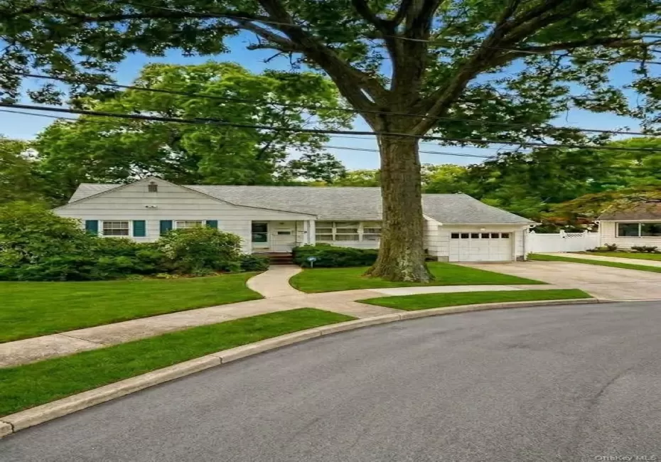 75 Royal Drive, Hempstead, NY, 3 Bedrooms Bedrooms, 8 Rooms Rooms,2 BathroomsBathrooms,Residential,For Rent,Royal,0,1059420 75 Royal Drive, Hempstead, NY, 3 Bedrooms Bedrooms, 8 Rooms Rooms,2 BathroomsBathrooms,Residential,For Rent,Royal,0,1059420