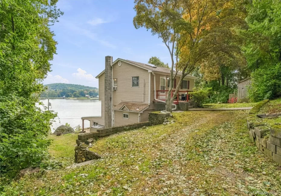 165 Lakeshore Drive, Kent, NY, 2 Bedrooms Bedrooms, 9 Rooms Rooms,2 BathroomsBathrooms,Residential,For Rent,Lakeshore,0,1057279 165 Lakeshore Drive, Kent, NY, 2 Bedrooms Bedrooms, 9 Rooms Rooms,2 BathroomsBathrooms,Residential,For Rent,Lakeshore,0,1057279