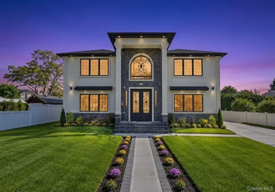 29 East Street, Oyster Bay, NY, 5 Bedrooms Bedrooms, 12 Rooms Rooms,5 BathroomsBathrooms,Residential,For Rent,East,0,1058613 29 East Street, Oyster Bay, NY, 5 Bedrooms Bedrooms, 12 Rooms Rooms,5 BathroomsBathrooms,Residential,For Rent,East,0,1058613