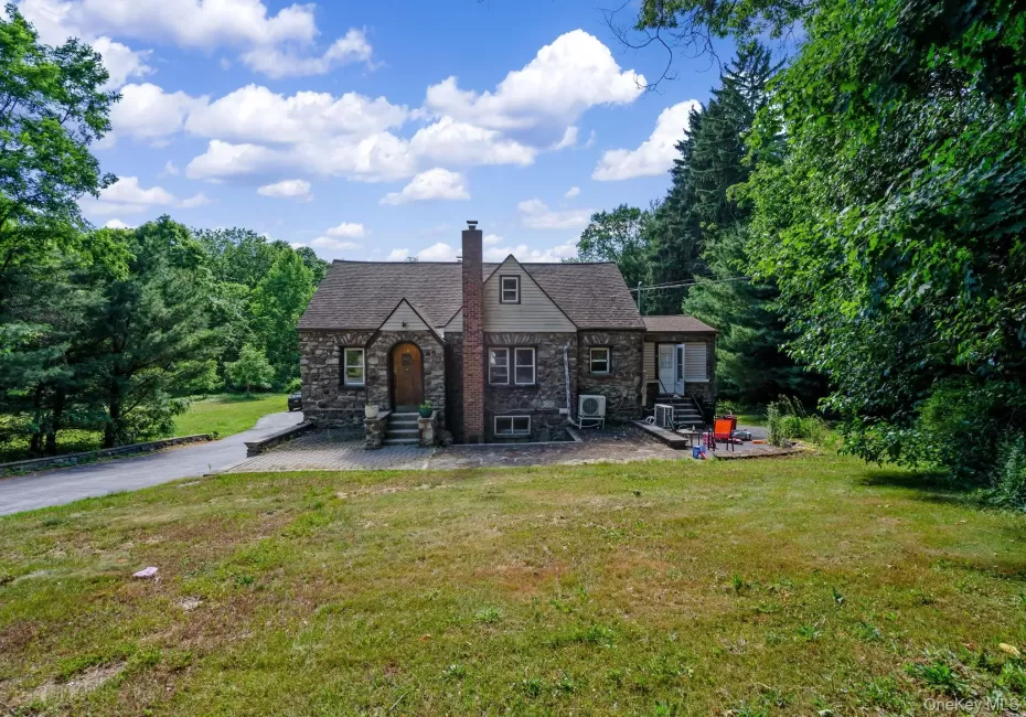 491 Route 32, Wallkill, NY, 1 Bedroom Bedrooms, 2 Rooms Rooms,1 BathroomBathrooms,Residential Lease,For Rent,Route 32,0,1059563 491 Route 32, Wallkill, NY, 1 Bedroom Bedrooms, 2 Rooms Rooms,1 BathroomBathrooms,Residential Lease,For Rent,Route 32,0,1059563