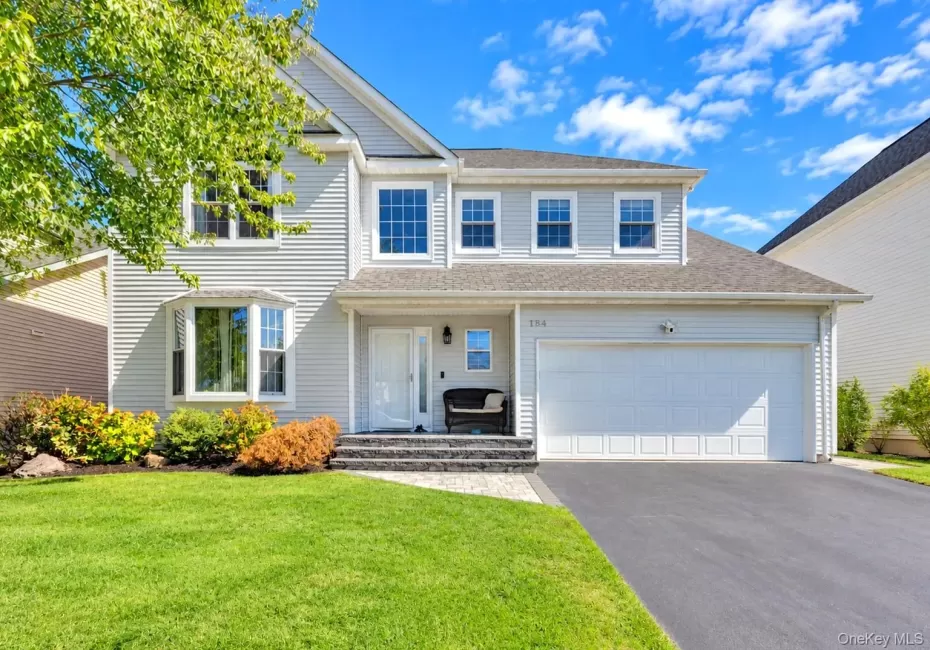 184 Cranberry Court, Huntington, NY, 4 Bedrooms Bedrooms, 8 Rooms Rooms,2 BathroomsBathrooms,Residential,For Rent,Cranberry,0,1059505 184 Cranberry Court, Huntington, NY, 4 Bedrooms Bedrooms, 8 Rooms Rooms,2 BathroomsBathrooms,Residential,For Rent,Cranberry,0,1059505
