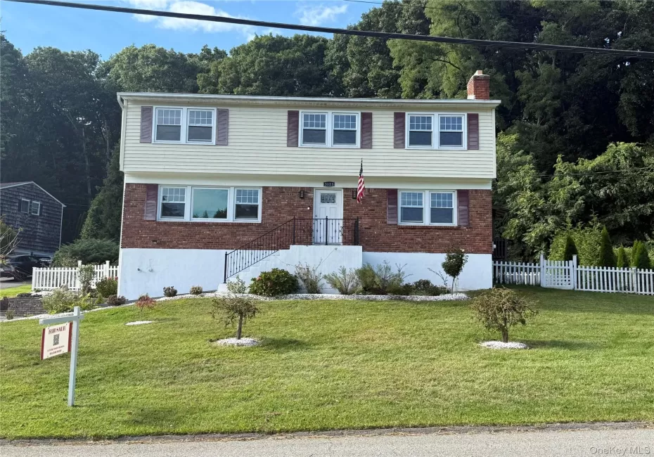 3123 Douglas Drive, Yorktown, NY, 4 Bedrooms Bedrooms, 8 Rooms Rooms,2 BathroomsBathrooms,Residential Lease,For Rent,Douglas,0,1059718 3123 Douglas Drive, Yorktown, NY, 4 Bedrooms Bedrooms, 8 Rooms Rooms,2 BathroomsBathrooms,Residential Lease,For Rent,Douglas,0,1059718