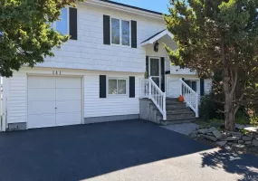 141 John Street, Babylon, NY, 3 Bedrooms Bedrooms, 5 Rooms Rooms,1 BathroomBathrooms,Residential Lease,For Rent,John,0,1059378 141 John Street, Babylon, NY, 3 Bedrooms Bedrooms, 5 Rooms Rooms,1 BathroomBathrooms,Residential Lease,For Rent,John,0,1059378