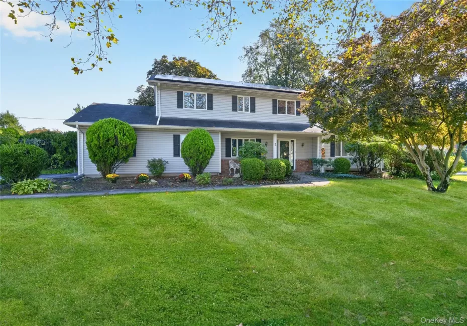 2 Rockrose Lane, Huntington, NY, 4 Bedrooms Bedrooms, 8 Rooms Rooms,2 BathroomsBathrooms,Residential,For Rent,Rockrose,0,1053325 2 Rockrose Lane, Huntington, NY, 4 Bedrooms Bedrooms, 8 Rooms Rooms,2 BathroomsBathrooms,Residential,For Rent,Rockrose,0,1053325