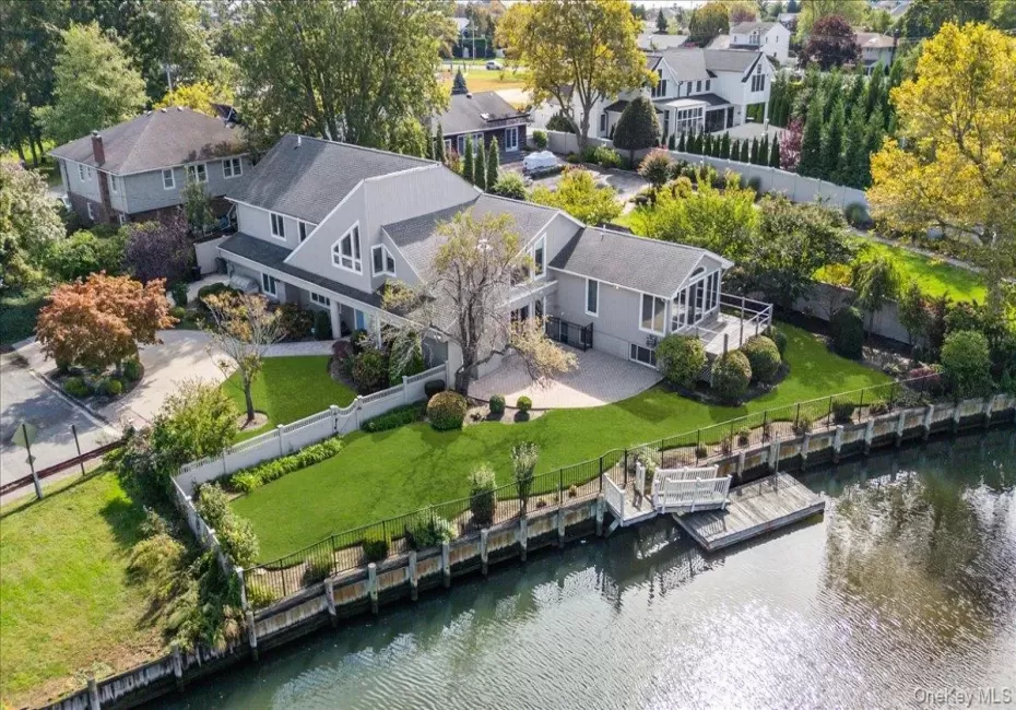 2 Fairfax Road, Oyster Bay, NY, 5 Bedrooms Bedrooms, 16 Rooms Rooms,4 BathroomsBathrooms,Residential,For Rent,Fairfax,0,1059209 2 Fairfax Road, Oyster Bay, NY, 5 Bedrooms Bedrooms, 16 Rooms Rooms,4 BathroomsBathrooms,Residential,For Rent,Fairfax,0,1059209