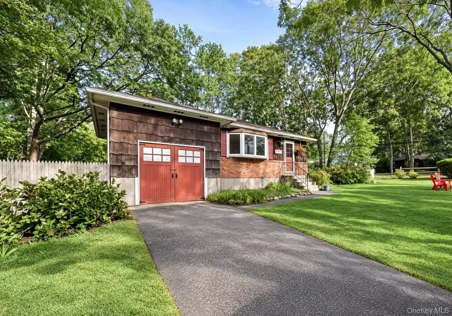 2 Easterly Road, Southampton, NY, 3 Bedrooms Bedrooms, 4 Rooms Rooms,2 BathroomsBathrooms,Residential,For Rent,Easterly,0,1059631 2 Easterly Road, Southampton, NY, 3 Bedrooms Bedrooms, 4 Rooms Rooms,2 BathroomsBathrooms,Residential,For Rent,Easterly,0,1059631