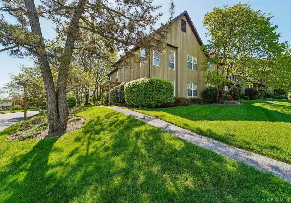 18 BROOKE HOLLOW Lane, Peekskill, NY, 1 Bedroom Bedrooms, 5 Rooms Rooms,2 BathroomsBathrooms,Residential,For Rent,BROOKE HOLLOW,0,1059760 18 BROOKE HOLLOW Lane, Peekskill, NY, 1 Bedroom Bedrooms, 5 Rooms Rooms,2 BathroomsBathrooms,Residential,For Rent,BROOKE HOLLOW,0,1059760