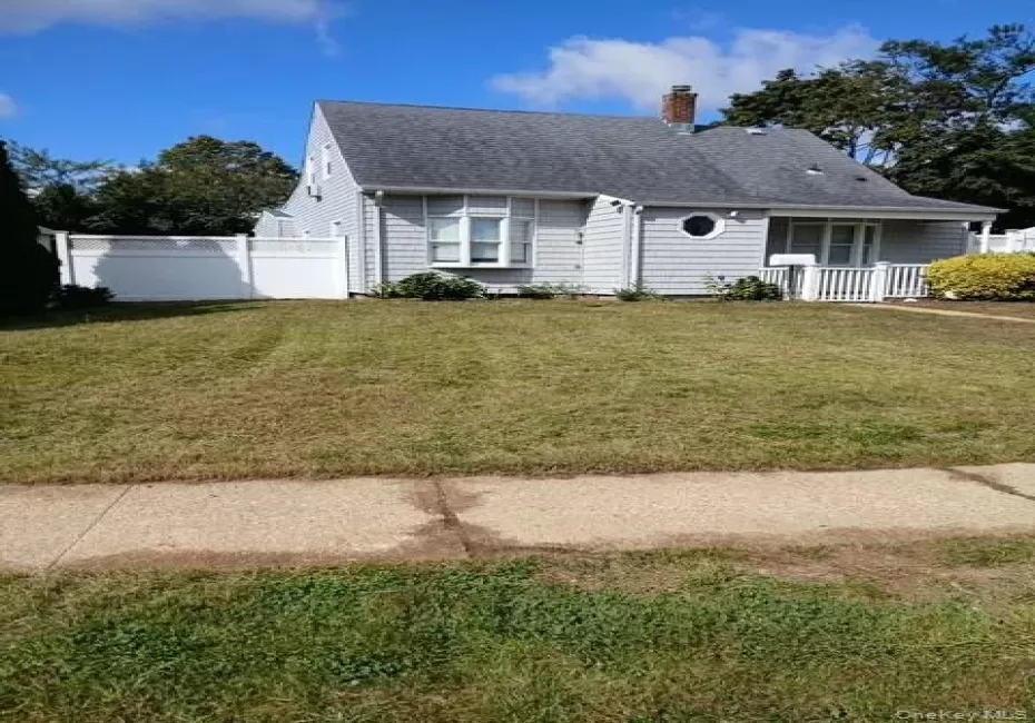 82 Barnyard Ln, Hempstead, NY, 4 Bedrooms Bedrooms, 6 Rooms Rooms,2 BathroomsBathrooms,Residential Lease,For Rent,Barnyard Ln,0,1059838 82 Barnyard Ln, Hempstead, NY, 4 Bedrooms Bedrooms, 6 Rooms Rooms,2 BathroomsBathrooms,Residential Lease,For Rent,Barnyard Ln,0,1059838