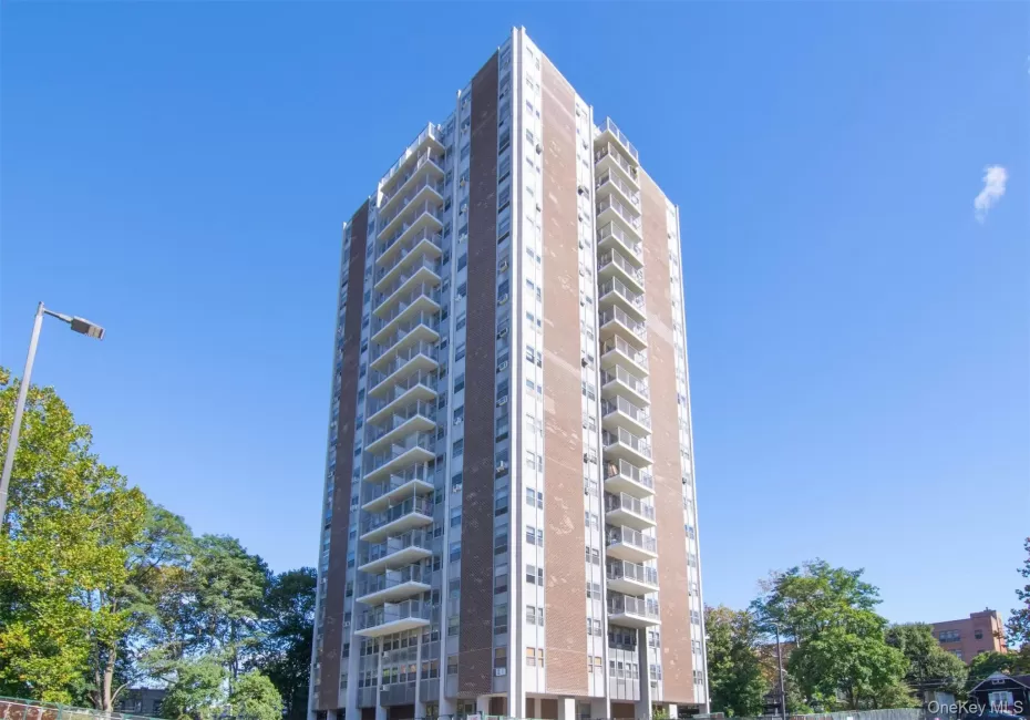 290 232nd Street, New York, NY, 3 Bedrooms Bedrooms, 7 Rooms Rooms,1 BathroomBathrooms,Residential,For Rent,232nd,0,1057184 290 232nd Street, New York, NY, 3 Bedrooms Bedrooms, 7 Rooms Rooms,1 BathroomBathrooms,Residential,For Rent,232nd,0,1057184