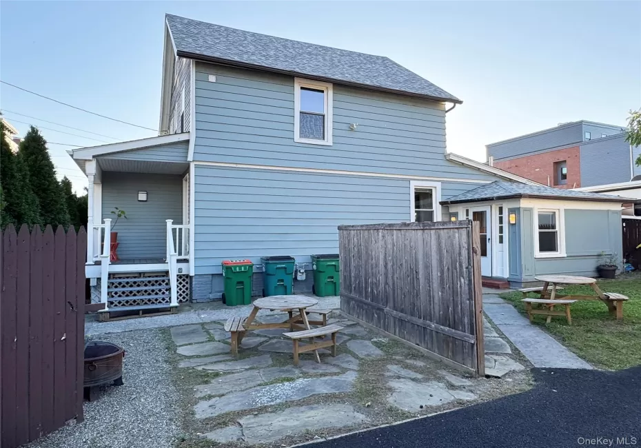 5 Elm Street, Beacon, NY, 1 Bedroom Bedrooms, 4 Rooms Rooms,1 BathroomBathrooms,Residential Lease,For Rent,Elm,0,1059686 5 Elm Street, Beacon, NY, 1 Bedroom Bedrooms, 4 Rooms Rooms,1 BathroomBathrooms,Residential Lease,For Rent,Elm,0,1059686