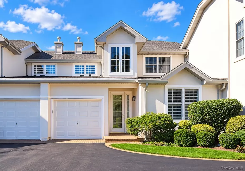 581 Verona Drive, Huntington, NY, 2 Bedrooms Bedrooms, 6 Rooms Rooms,2 BathroomsBathrooms,Residential,For Rent,Verona,0,1059822 581 Verona Drive, Huntington, NY, 2 Bedrooms Bedrooms, 6 Rooms Rooms,2 BathroomsBathrooms,Residential,For Rent,Verona,0,1059822