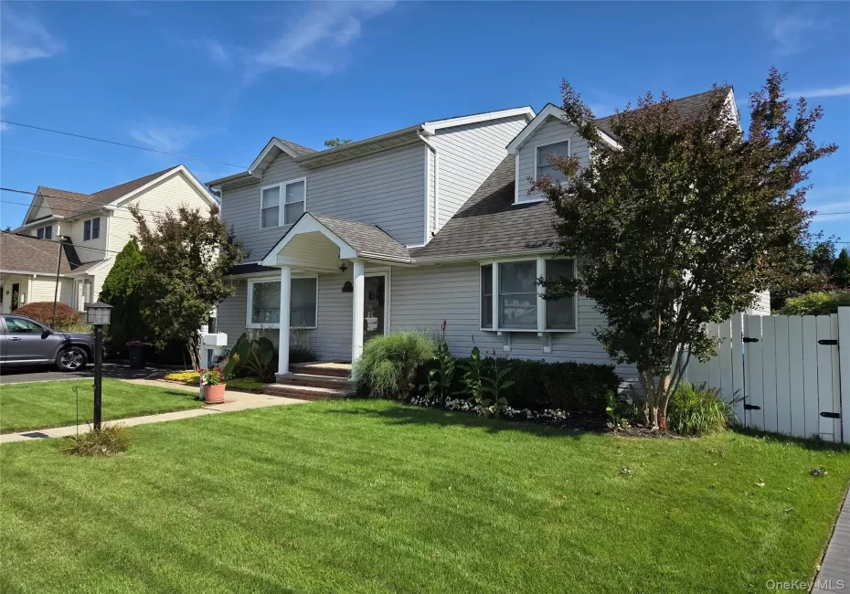 301 Rintin Street, Hempstead, NY, 5 Bedrooms Bedrooms, 8 Rooms Rooms,2 BathroomsBathrooms,Residential,For Rent,Rintin,0,1058295 301 Rintin Street, Hempstead, NY, 5 Bedrooms Bedrooms, 8 Rooms Rooms,2 BathroomsBathrooms,Residential,For Rent,Rintin,0,1058295