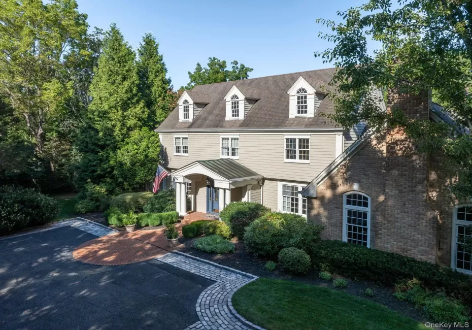 7 Pippin Lane, Huntington, NY, 4 Bedrooms Bedrooms, 12 Rooms Rooms,5 BathroomsBathrooms,Residential,For Rent,Pippin,0,1057641 7 Pippin Lane, Huntington, NY, 4 Bedrooms Bedrooms, 12 Rooms Rooms,5 BathroomsBathrooms,Residential,For Rent,Pippin,0,1057641