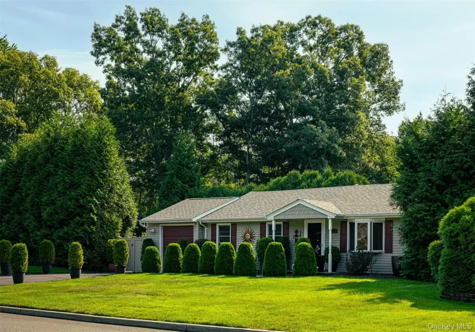 56 Ridge Haven Drive, Brookhaven, NY, 3 Bedrooms Bedrooms, 5 Rooms Rooms,1 BathroomBathrooms,Residential,For Rent,Ridge Haven,0,1059460 56 Ridge Haven Drive, Brookhaven, NY, 3 Bedrooms Bedrooms, 5 Rooms Rooms,1 BathroomBathrooms,Residential,For Rent,Ridge Haven,0,1059460