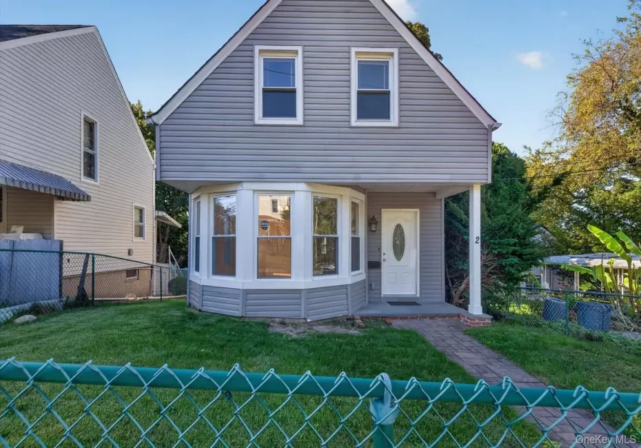 2 Austral Avenue, Glen Cove, NY, 3 Bedrooms Bedrooms, 6 Rooms Rooms,1 BathroomBathrooms,Residential,For Rent,Austral,0,1060270 2 Austral Avenue, Glen Cove, NY, 3 Bedrooms Bedrooms, 6 Rooms Rooms,1 BathroomBathrooms,Residential,For Rent,Austral,0,1060270